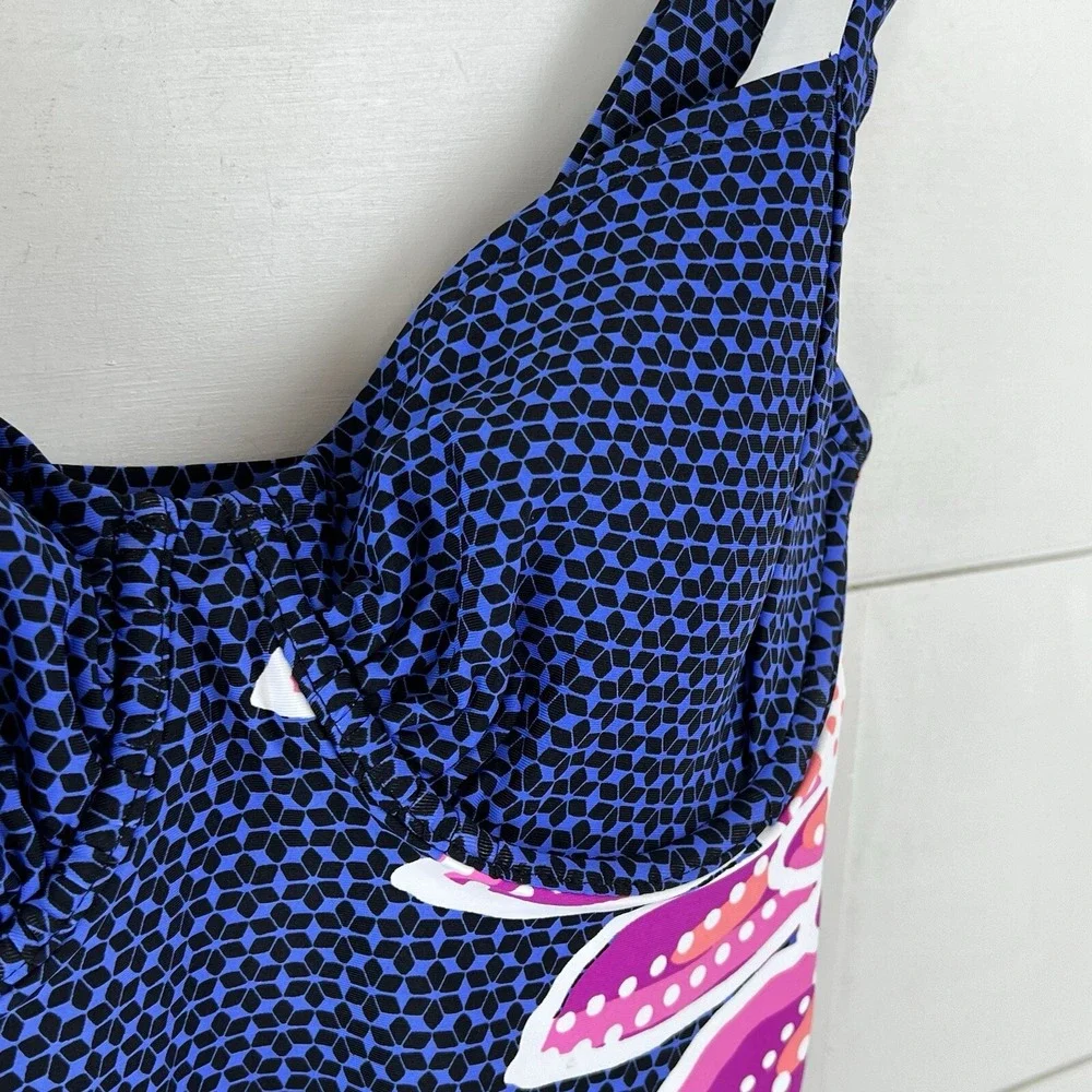 NEW Title Nine Bodacious‎ Swim Tankini Top 32C SAPPHIRE FLORAL PLACED PRINT